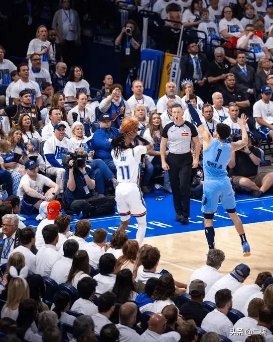 灰熊输雷霆51分创11项耻辱纪录 雷霆狂胜刷新NBA历史最残暴G1