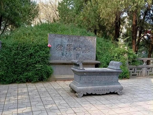 千年悬案终落定？洛阳官方确认白马寺墓主为狄仁杰引争议