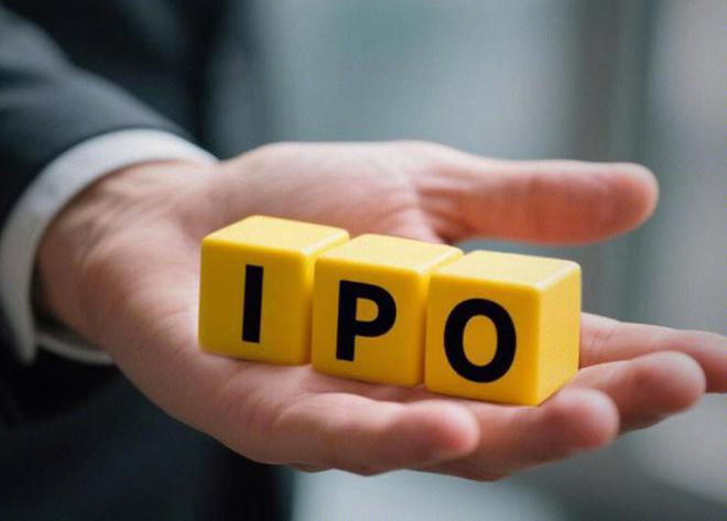 吉利羽翼下的IPO盛宴：世昌股份与两大家族的“油箱淘金记”