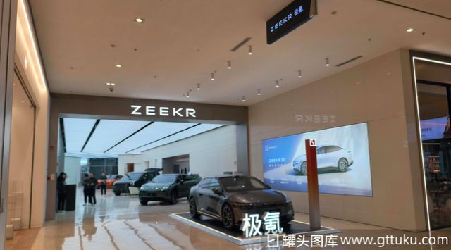 极氪上市362天就退市，“上市大师”李书福是亏是赚？