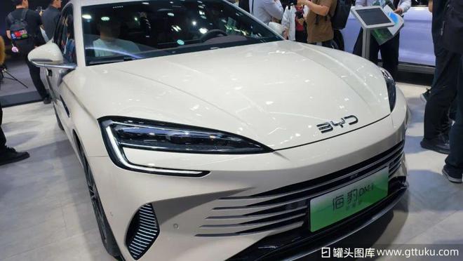魏建军“掀桌子”背后，多少车企利润不及奶茶店？