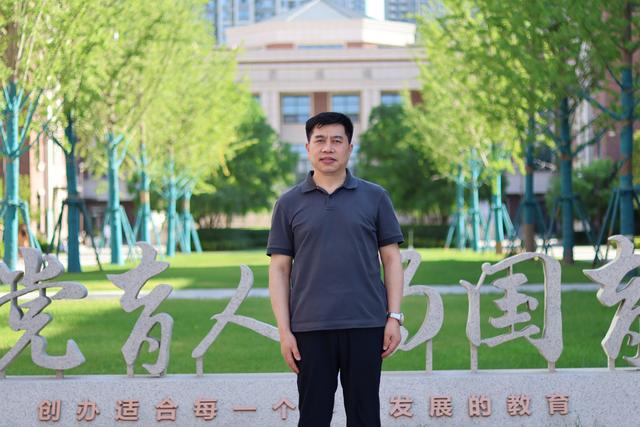 名师点评高考作文｜立意清晰 语言可尝试理性分析+诗意表达