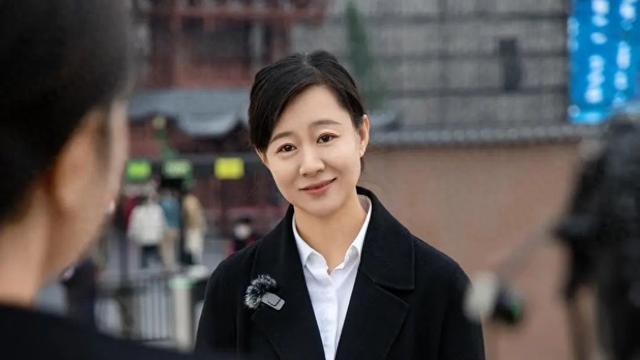 用“英语+东北话”带货的副局长彭勃，职位调整