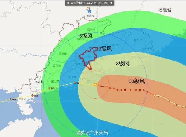 广东处于台风“韦帕”危险半圆内 需警惕强风雨影响