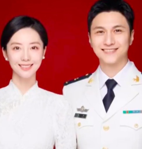 演员陶珞依刘硕官宣结婚 ​网友：恭喜巴郎班长娶到了陈文锦姐姐